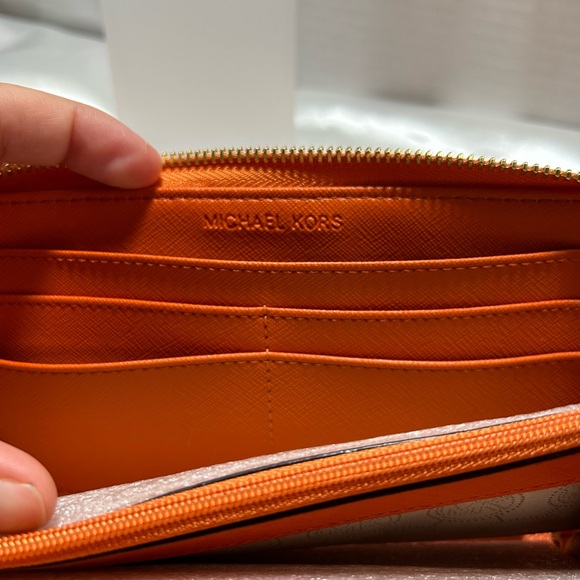 NWT Michael Kors Tangerine Orange Hamilton Ostrich Leather Accordion Wallet - Picture 15 of 15